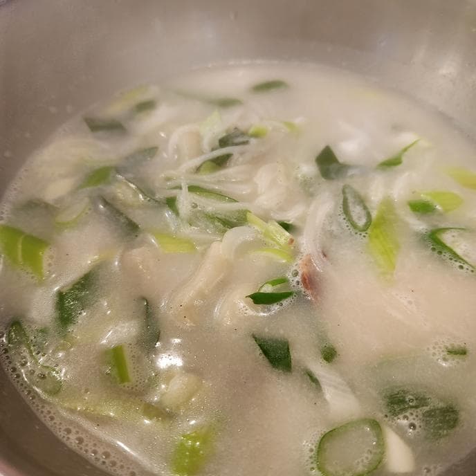 Bukchon Son Mandu Seolleung