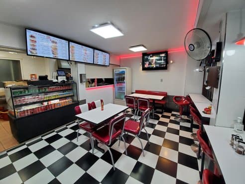 Halal Pizza & Burger