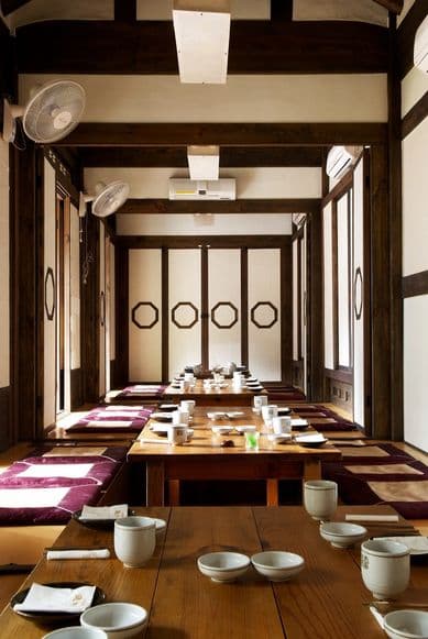 Jinsa Daek Myeongdong