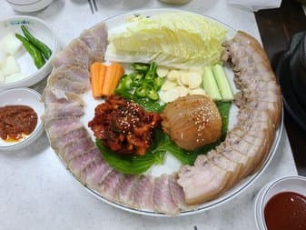 Kim Myungja Oysters Soup Cheongjin Branch