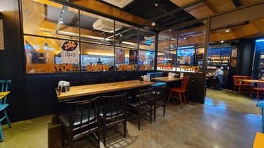 Kkanbu Chicken Gangnam-gu Office Station Exit 3