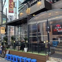 Korean bbq Yookmong Hongdae Main Store