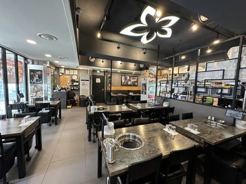 Manjok Ohyang Jokbal Yeoksam Branch